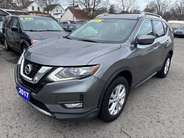 2017 Nissan Rogue SV, All Wheel Drive, Panoramic Sunroof, Alloys in Cars & Trucks in St. Catharines - Image 3