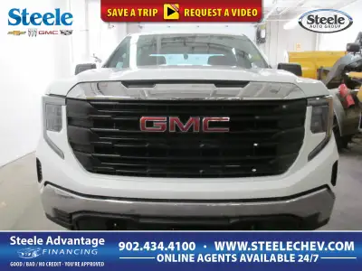 Built to be better, our 2023 GMC Sierra 1500 Pro Crew Cab 4X4 boasts rewarding strength and style in...