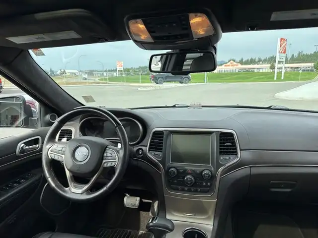 2014 Jeep Grand Cherokee SUMMIT LEATHER SEATS / SUNROOF / PADDLE in Cars & Trucks in Cranbrook - Image 11