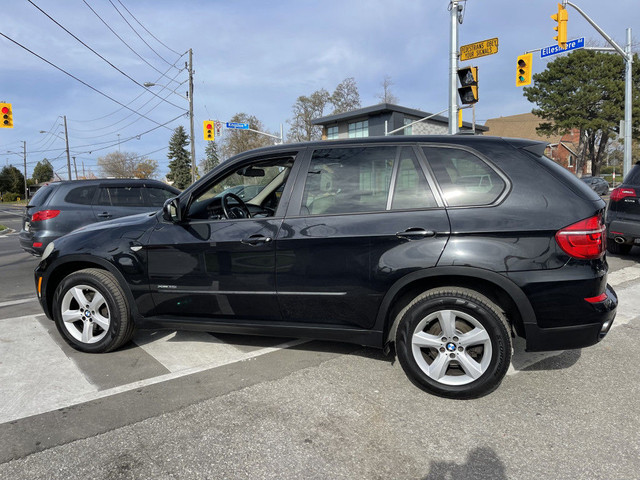 2011 BMW X5 AWD 4dr 35i in Cars & Trucks in City of Toronto - Image 4