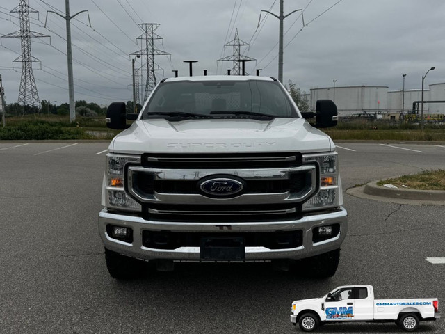 2021 Ford F-350 XLT Crew Cab Flat Bed 4WD in Cars & Trucks in City of Toronto - Image 2