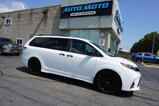 2020 Toyota Sienna in Cars & Trucks in Oakville / Halton Region