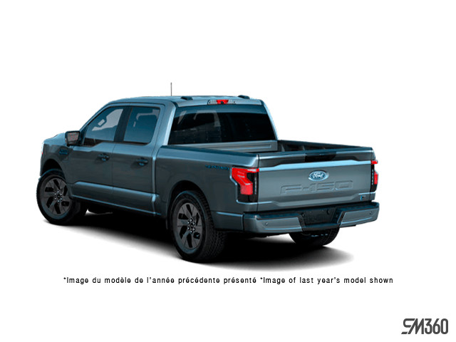 2025 Ford F-150 Lightning XLT 4WD SuperCrew 5.5' Box in Cars & Trucks in Longueuil / South Shore - Image 2