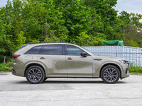 - Panoramic Sunroof - Heated / Ventilated Seats - Heated Steering Wheel - HUD - Memory Seat - Power... (image 1)