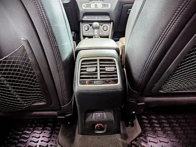 2018 Audi Q3 Progressiv in Cars & Trucks in City of Montréal - Image 30