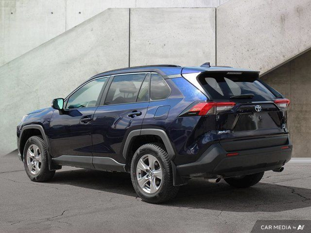 2022 Toyota RAV4 XLE in Cars & Trucks in Hamilton - Image 3