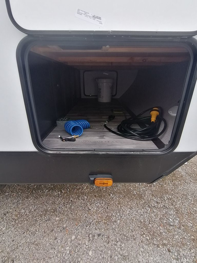 2023 STARCRAFT ULTRA LITE 241BHS in Travel Trailers & Campers in London - Image 4