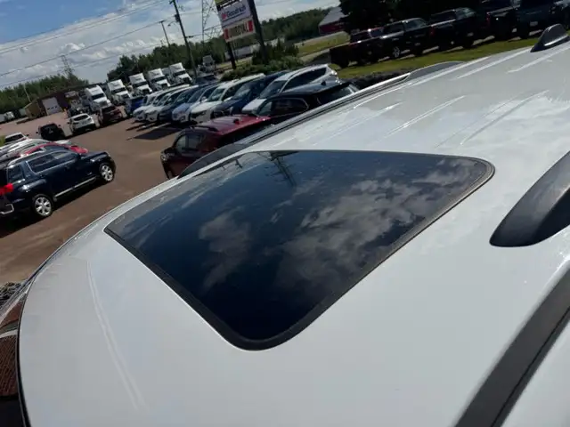 2016 Jeep Grand Cherokee Limited - Leather Seats in Cars & Trucks in Moncton - Image 12