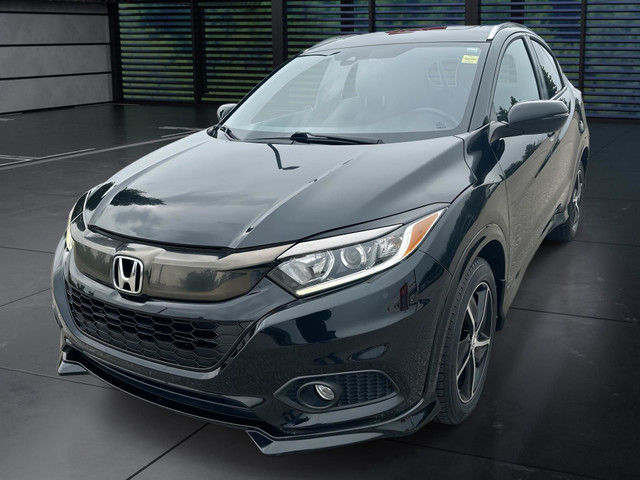 2019 Honda HR-V Sport l Low Kms l Roof Rails in Cars & Trucks in Calgary