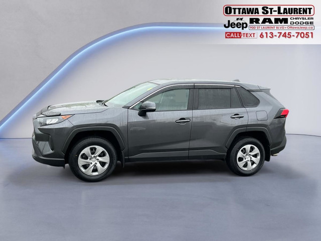 2023 Toyota RAV4 LE AWD in Cars & Trucks in Ottawa - Image 2