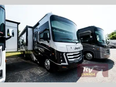 Please Call Us At 613.851.7326 with any questions? Jayco Precept Class A gas motorhome 34G highlight...