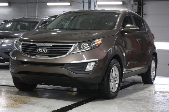 2013 Kia Sportage LX FWD in Cars & Trucks in City of Montréal - Image 3