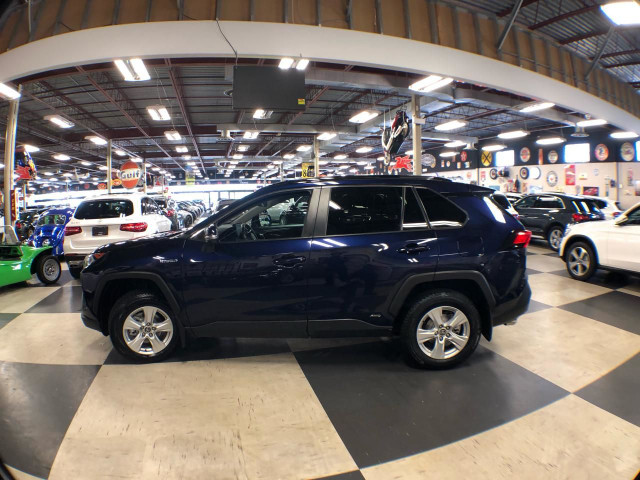 2019 Toyota RAV4 Hybrid XLE AWD LEATHER SUNROOF L/ASSIST B/SPOT  in Cars & Trucks in City of Toronto - Image 4