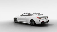 La toute nouvelle *BMW 430i xDrive 2025 *laisse les conventions derrière. La Série 4 combine une app... (image 1)