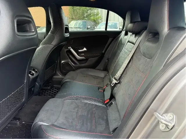 2022 Mercedes-Benz A-Class A35 AMG Hatchback|Loaded|Certified|Wa dans Autos et camions dans Ville de Toronto - Image 10