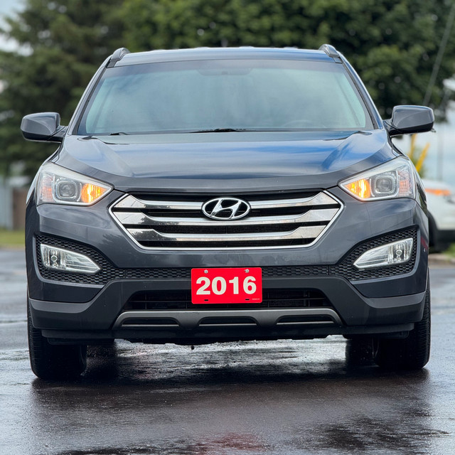 2016 Hyundai Santa Fe Sport in Cars & Trucks in Kitchener / Waterloo - Image 2