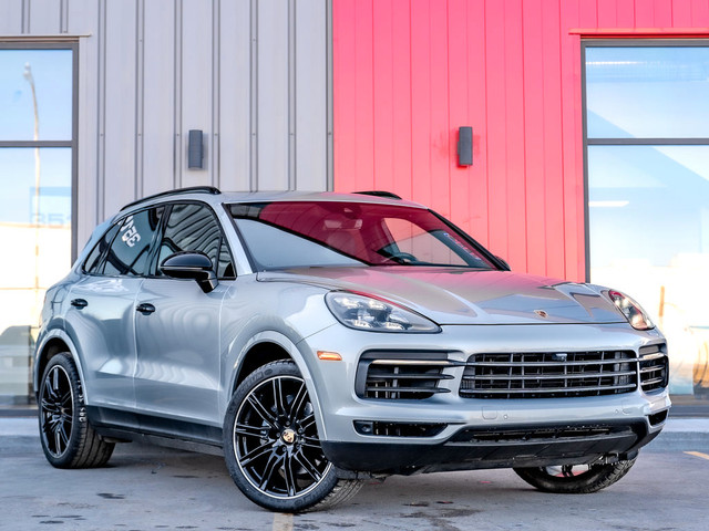  2020 Porsche Cayenne - OEM Turbo Wheels | Pano Sunroof | Carpla in Cars & Trucks in Saskatoon