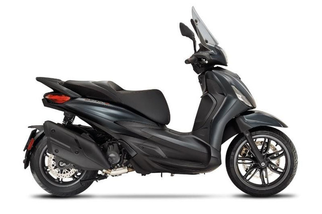 2024 PIAGGIO BV 400 S in Scooters & Pocket Bikes in Saguenay