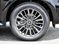 *DEALER DEMO PLEASE CONTACT FOR AVAILABILTY AND UP TO DATE MILEAGE* Meet the 2023 INFINITI QX80 PROA... (image 6)