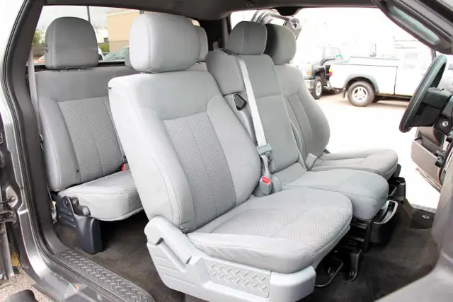 2013 Ford F-150 XLT 6-Cylinder+35 Service Records+Certified in Cars & Trucks in Mississauga / Peel Region - Image 17