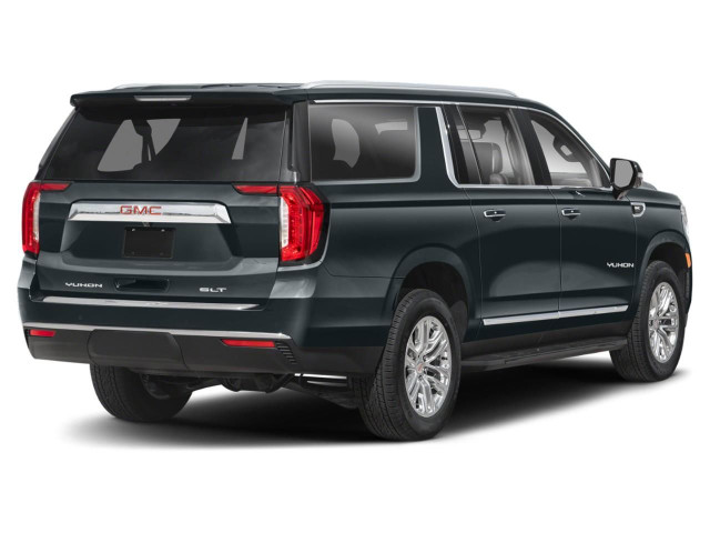 2021 GMC Yukon XL SLT in Cars & Trucks in St. Albert - Image 4