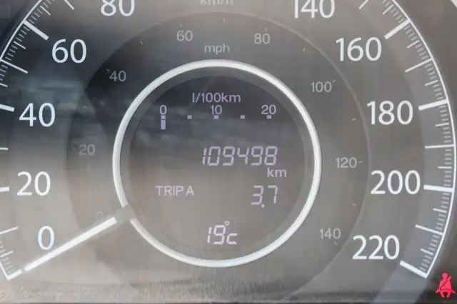 2015 Honda CR-V SE | Cam | USB | Bluetooth | Keyless | Cruise In dans Autos et camions dans Saint-Jean - Image 21