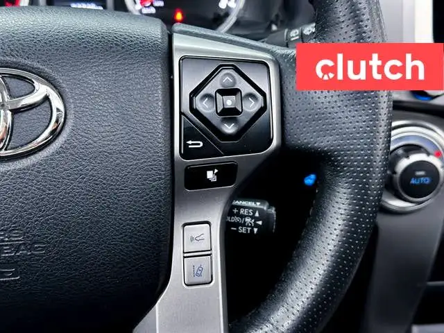 2023 Toyota 4Runner TRD Sport 4x4 w/ Apple CarPlay, Heated Front in Cars & Trucks in City of Toronto - Image 28