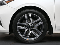 1 OWNER LOCAL TRADE! ONLY 38,000 KMS! EX+ SEDAN, WELL OPTIONED WITH POWER MOONROOF, HEATED SEATS, RE... (image 4)