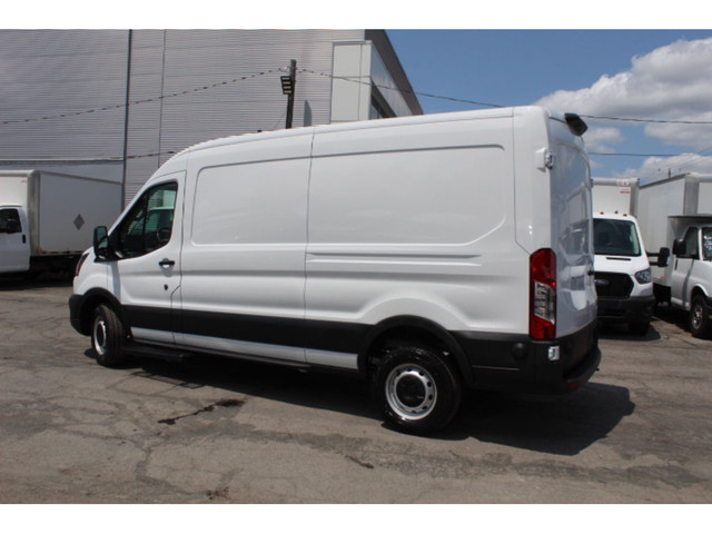 2024 Ford Transit Cargo Van T-250 148 Med Rf CARGO 19.000 KM 1 S in Cars & Trucks in Laval / North Shore - Image 4