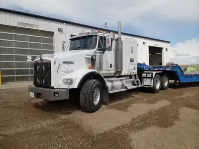 Cummins ISX 530 Fuller Eaton RTL0189188; 18 speed 46,000 Rears, 14,800 Front, 24.5” aluminum wheels...