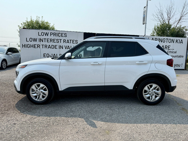 2023 Hyundai Venue Preferred in Cars & Trucks in Oshawa / Durham Region - Image 4