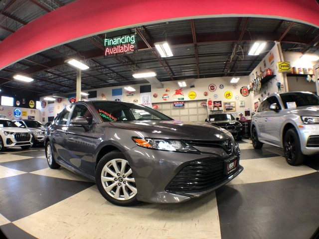  2019 Toyota Camry LE AUT0 A/C H/SEATS L/ASSIST A/CARPLAY CAMERA in Cars & Trucks in City of Toronto