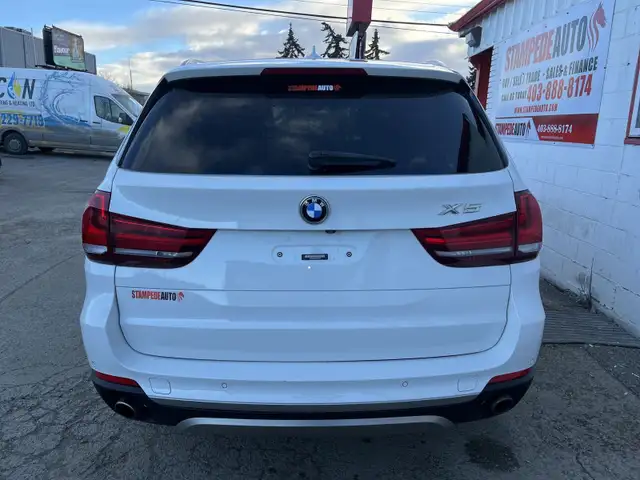 2017 BMW X5 xDrive35i | AWD | LEATHER HEATED SEATS | SUNROOF in Cars & Trucks in Calgary - Image 9