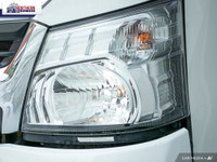 WAS: $62900 NOW: $59900 plus taxes and licensing fees2018 HINO 195 CUBE VAN / BOX TRUCK 5.1 L Diesel... (image 9)
