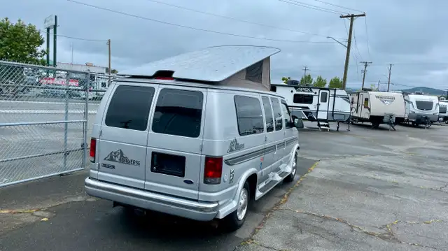 2002 PLEASURE-WAY TRAVERSE in RVs & Motorhomes in Victoria - Image 19