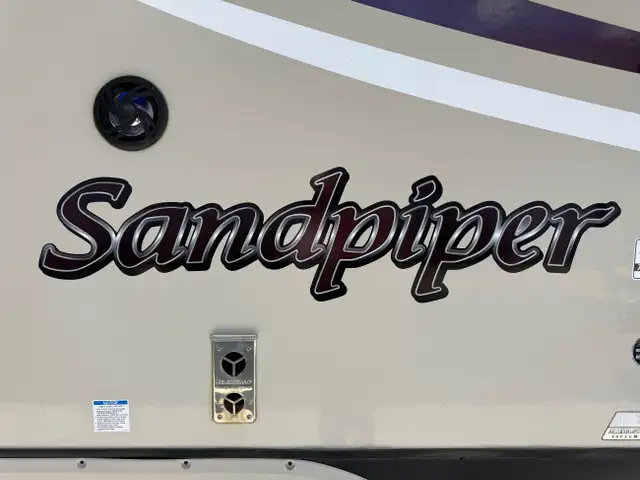 2019 Forest River Sandpiper 404QBWD  in Park Models in St. Albert - Image 3