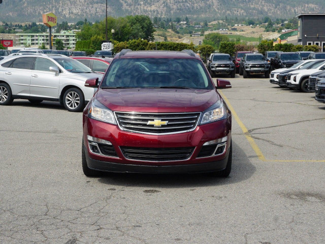 2017 Chevrolet Traverse in Cars & Trucks in Penticton - Image 2