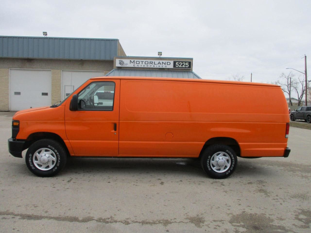  2014 Ford Econoline in Cars & Trucks in Winnipeg