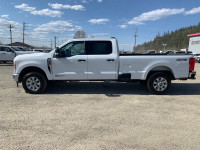 Super Duty F-350 SRW XLT 4WD Crew Cab 8' Box, 18" Aluminum Wheels, 6.7L V8 Turbo Diesel Engine, 10-S... (image 1)