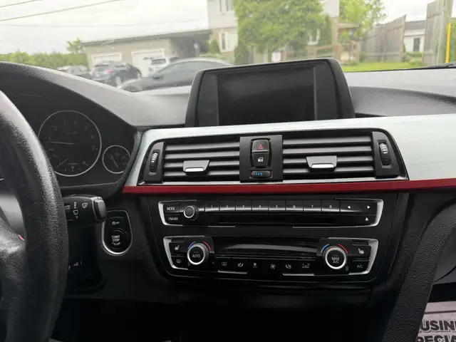 2014 BMW 320 320I SPORT PKG xDrive 4dr All-wheel Drive in Cars & Trucks in Ottawa - Image 11