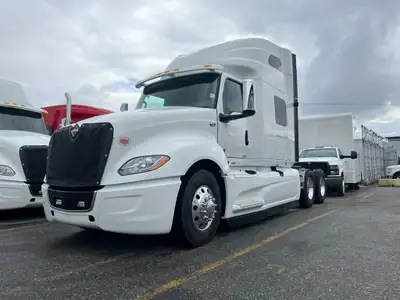 Currently on the lot, the new 2025 International LT 73? Sky-Rise Sleeper! Featuring the all new S13...