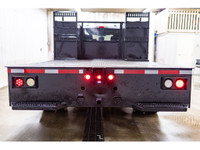 **ONE OWNER - ACCIDENT FREE** 14,783 KM This 2023 Ford F-550 4x4 Crew Cab XLT Dually Deck is powered... (image 7)
