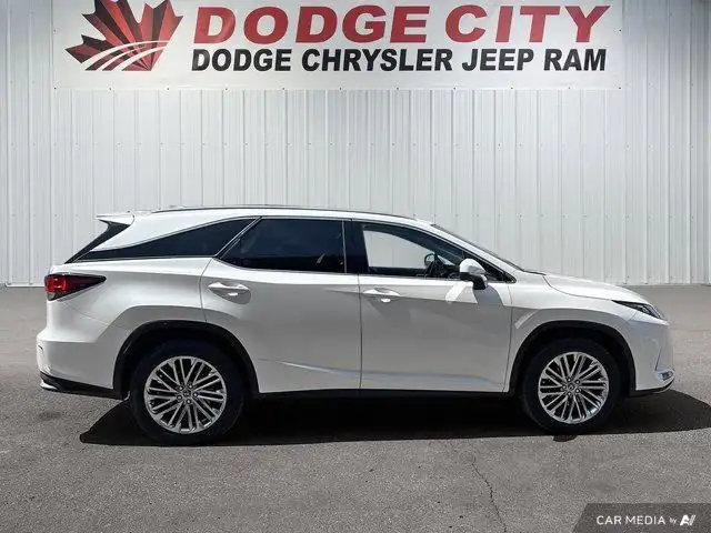 2022 Lexus RX RX 350L in Cars & Trucks in Saskatoon - Image 8