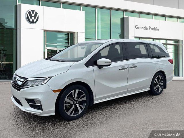 2020 Honda Odyssey Touring in Cars & Trucks in Grande Prairie