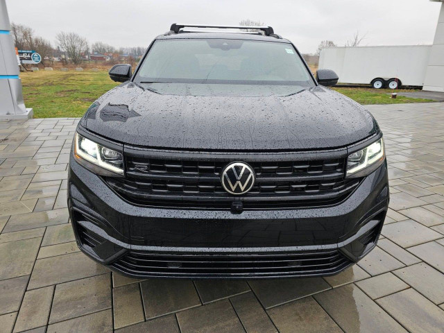 2022 Volkswagen Atlas Cross Sport in Cars & Trucks in Ottawa - Image 3