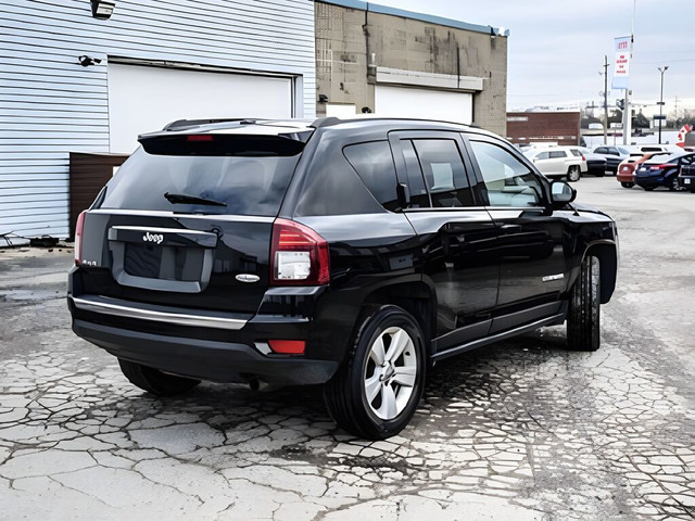 2016 Jeep Compass 4WD High Altitude LEATHER ROOF WE FINANCE ALL  in Cars & Trucks in London - Image 3