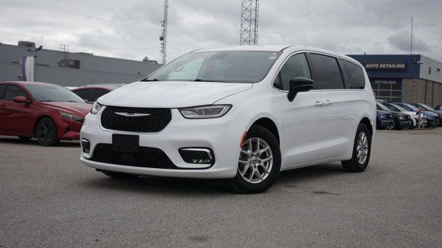 2024 Chrysler Pacifica Touring-L | Leather | Stow 'n Go in Cars & Trucks in Guelph - Image 3