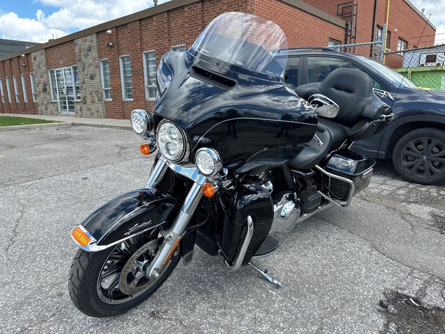  2017 Harley-Davidson Ultra Limited in Touring in City of Toronto - Image 3