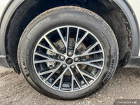 Only 8,073 Miles! This Ford Escape delivers a Gas/Electric I-4 2.5 L/152 engine powering this Variab... (image 7)