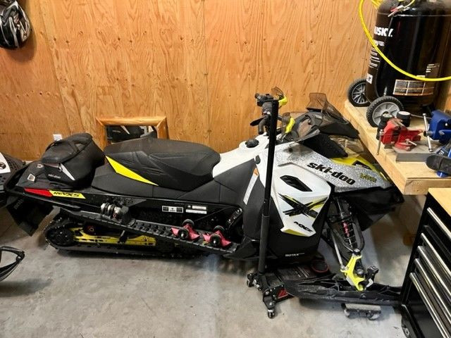 2016 SKI DOO MXZX 800 GOOD AND BAD CREDIT APPROVED!! in Snowmobiles in Dartmouth